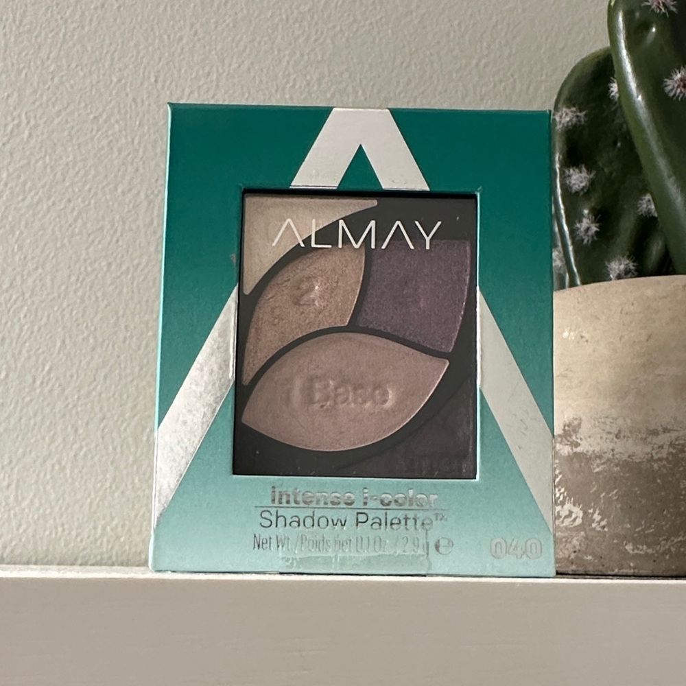 Almay Intense i-Color Shadow Palette - Taupe and Purple
